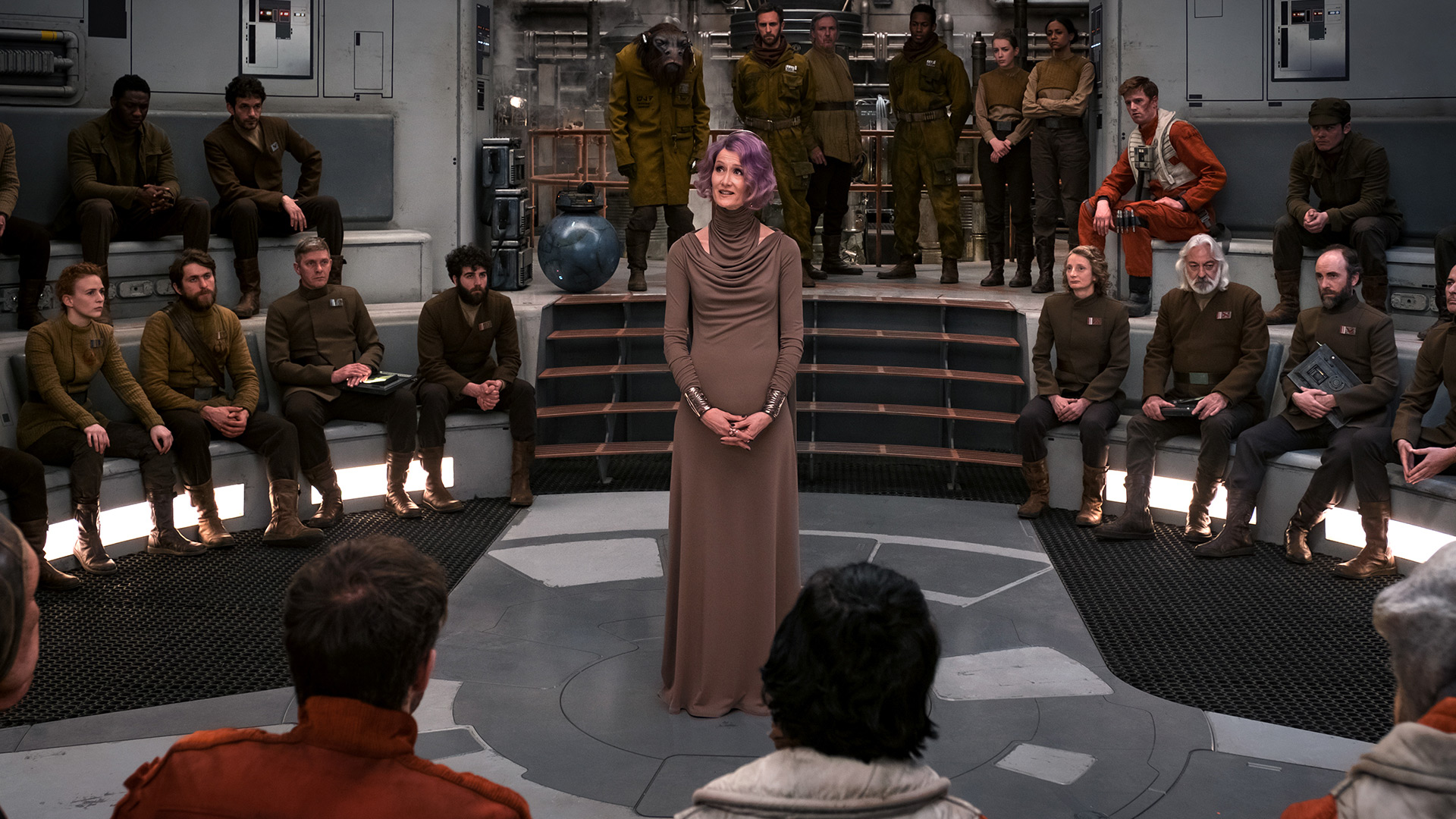 Admiral Holdo addresses the Resistance